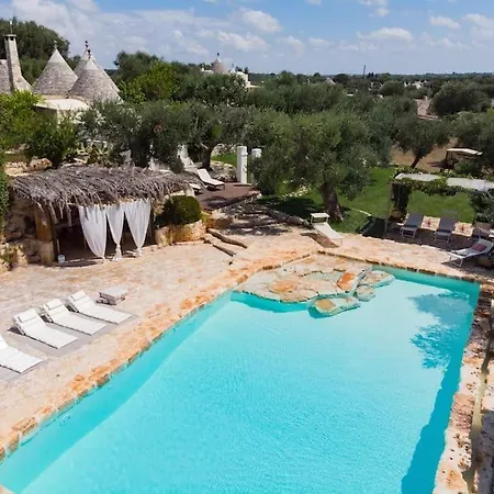 Ai Trulli * أوستوني